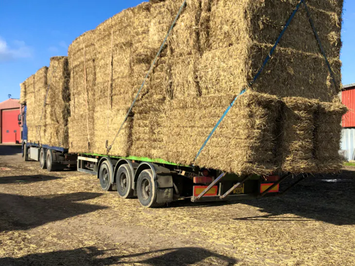 500t Baled Straw (Wheat) SellMyLivestock The Online Livestock